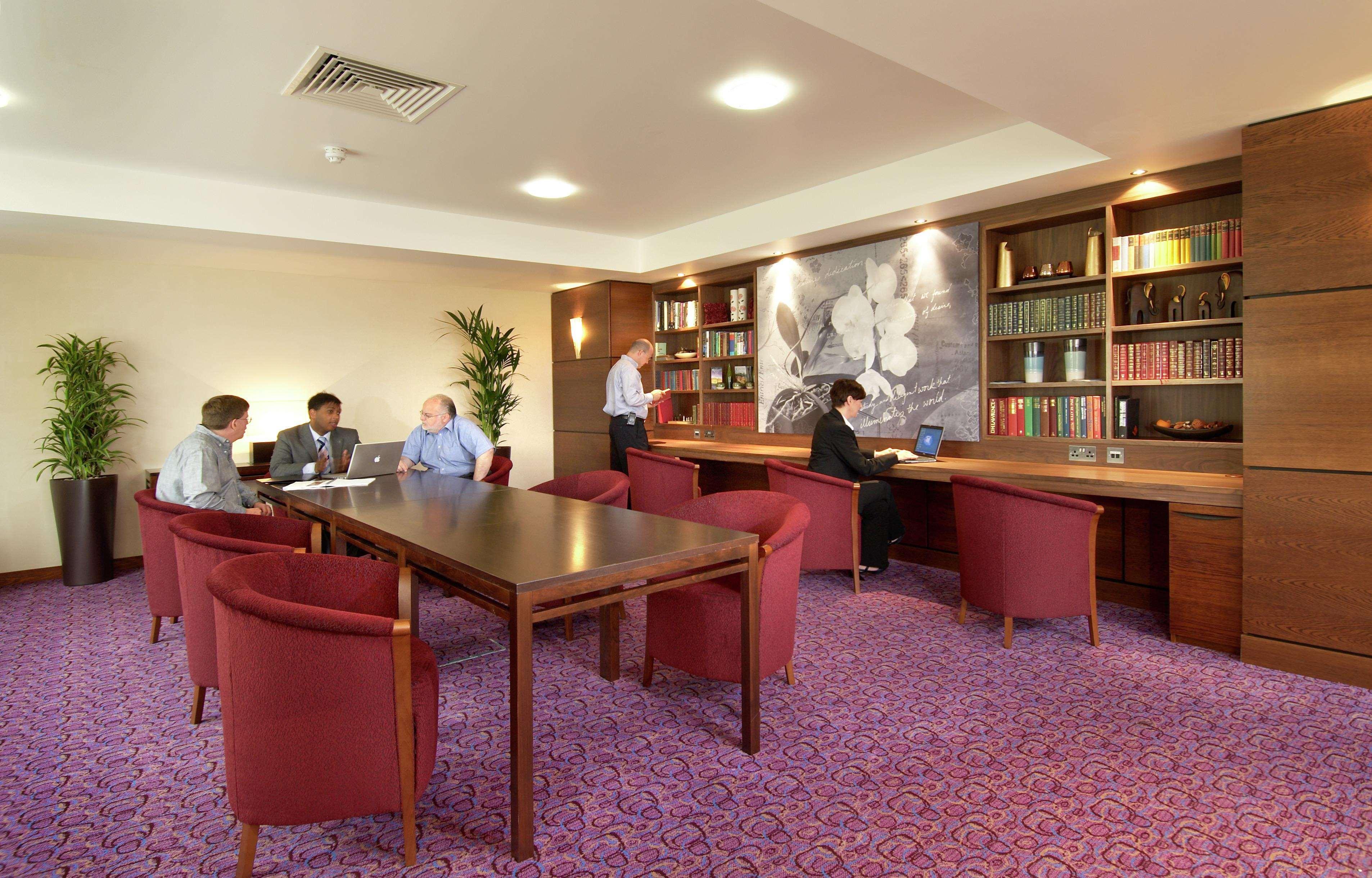 Hampton By Hilton Corby Hotel Kültér fotó