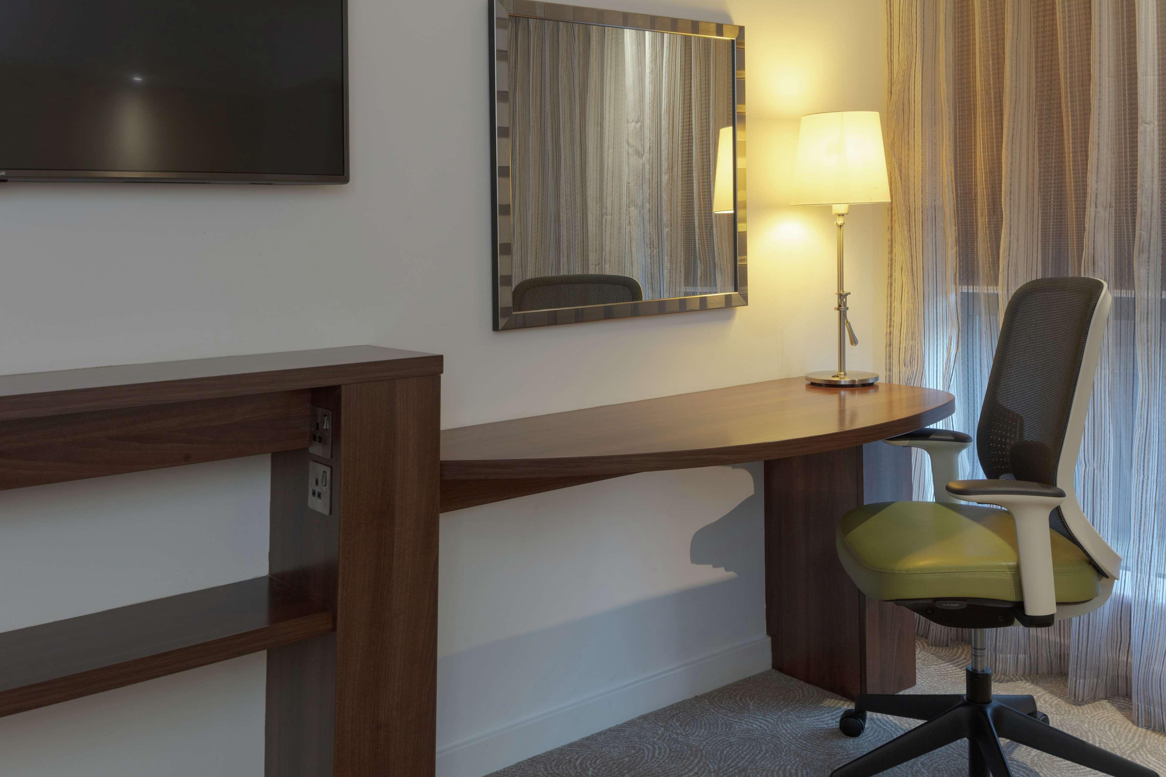 Hampton By Hilton Corby Hotel Kültér fotó