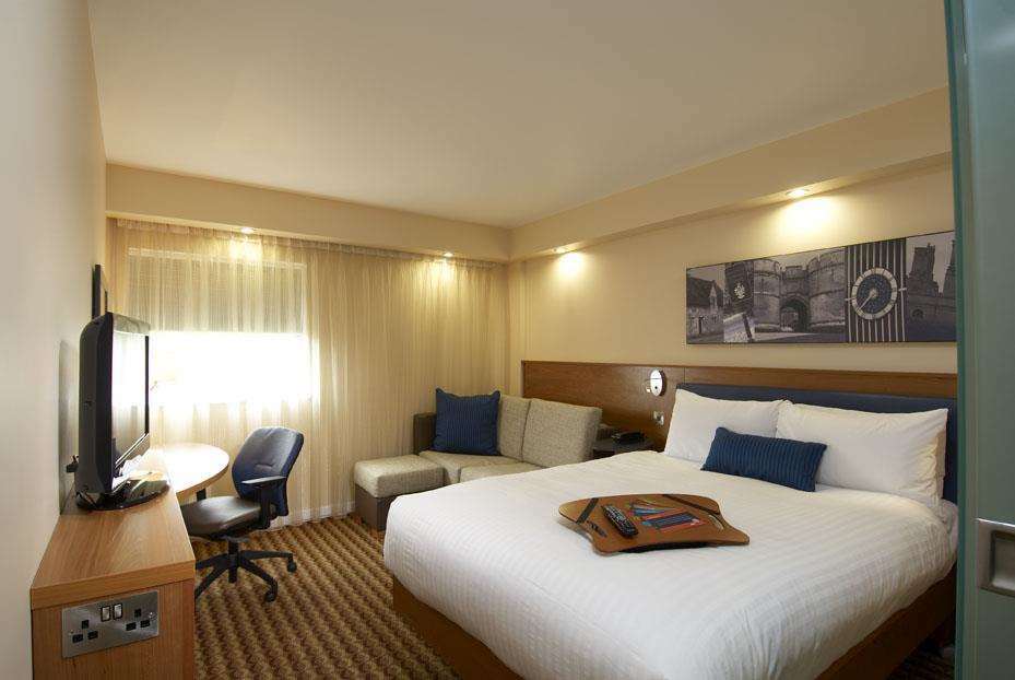 Hampton By Hilton Corby Hotel Szoba fotó